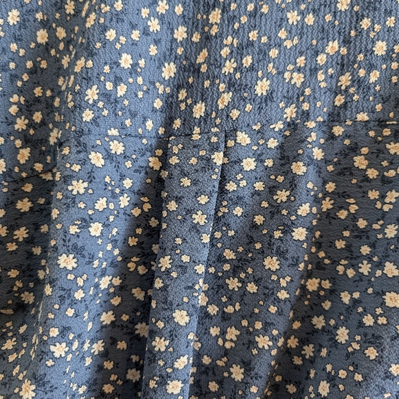 Summer dress - Picture 2 of 3